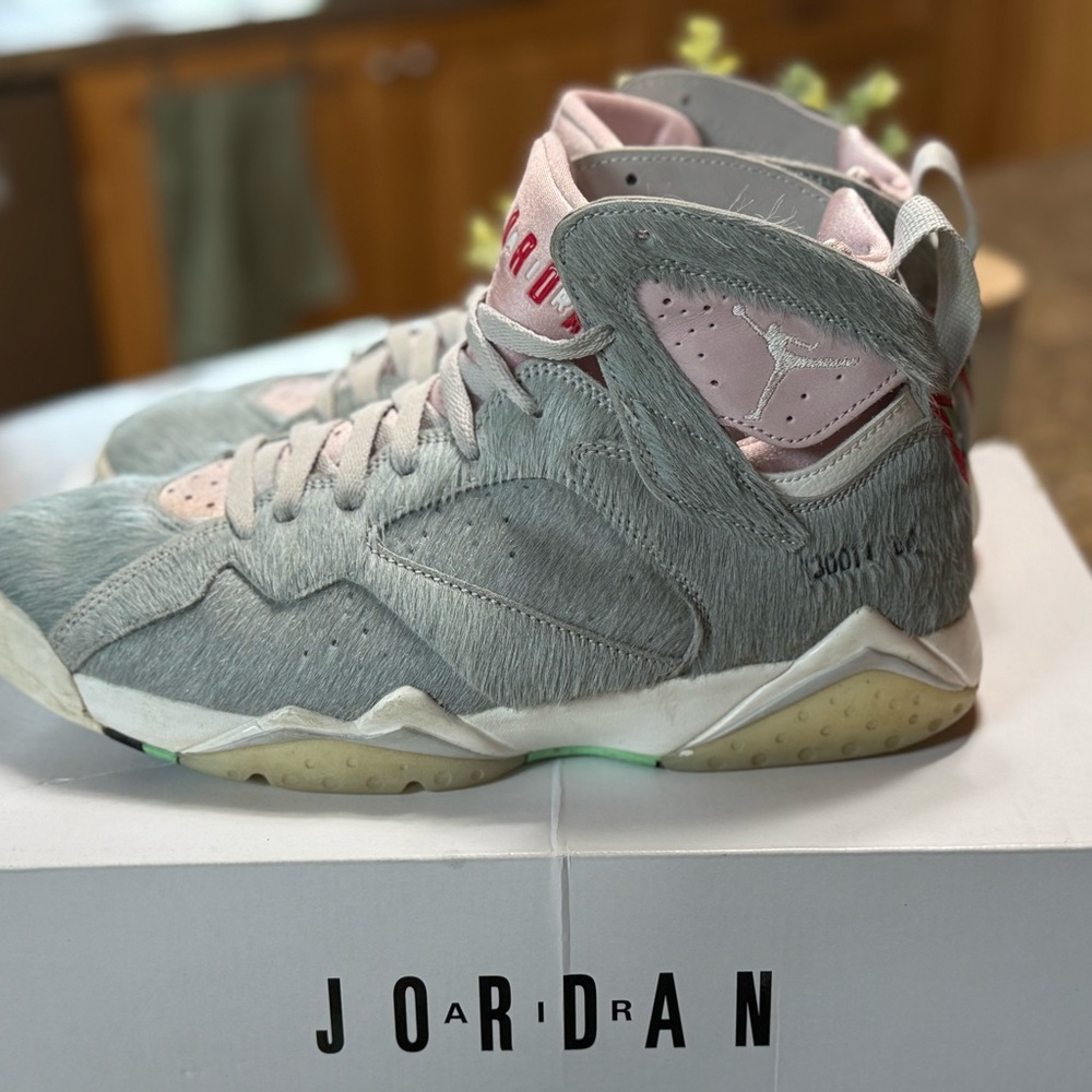 Jordan Retro Sneakers in Gray and Pink